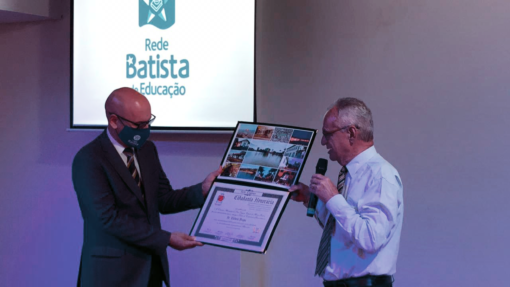 Diretor-geral da Rede Batista de Educação recebe título de Cidadão Honorário de Sete Lagoas